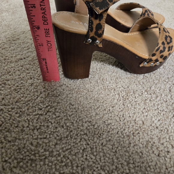 Madden Girl Sandals - Picture 3 of 5